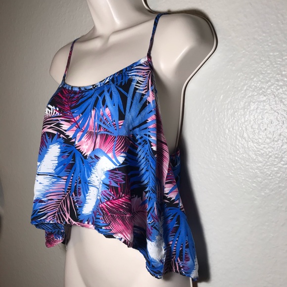 Cecico multi colored Leaf Print flowy crop top - Picture 5 of 7